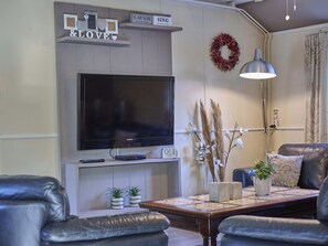 Télévision, baby-foot