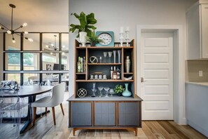 Dining - 10BR East Austin Combo | Private Pool & Game Rooms (Austin)