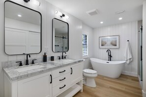 Shower, towels