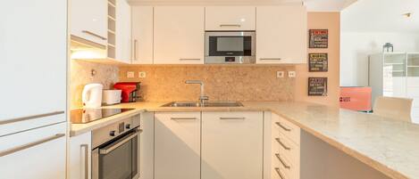 Fridge, microwave, oven, dishwasher