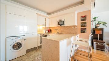 Fridge, microwave, oven, dishwasher