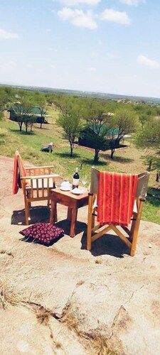 ZUHUMATH TENTED CAMPS SERENGETI