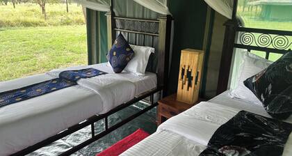 ZUHUMATH TENTED CAMPS SERENGETI