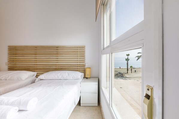 2 bedrooms, iron/ironing board, free WiFi, bed sheets - A&N Rincon sun and Beach (Rincón de la Victoria)