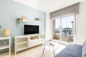 TV - A&N Rincon sun and Beach (Rincón de la Victoria)