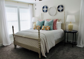 4 bedrooms, iron/ironing board, free WiFi, bed sheets