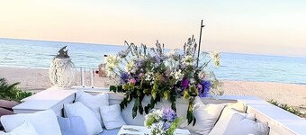 Villa Miralisa: A bright two-story villa situated at a few steps from the beach, with Free WI-FI.