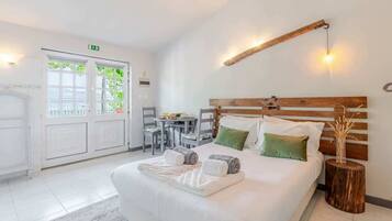 12 bedrooms, desk, iron/ironing board, WiFi