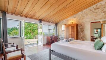 2 chambres, fer et planche Ă repasser, accĂšs Internet, draps fournis