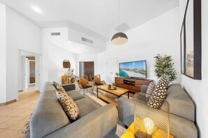 Téléviseur connecté, bureau