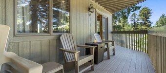 Country club Condo Retreat