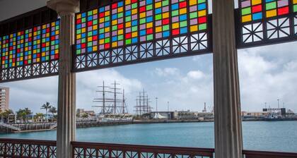 Apartment in Las Palmas near Playa de Las Canteras