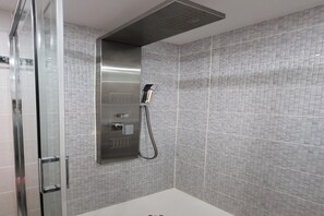Dusche, Haartrockner