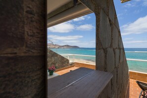 Terrace/patio - Apartment by Playa de Las Canteras Beach (Las Palmas de Gran Canaria)