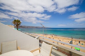 On the beach - House on Playa de Las Canteras with Sea Views (Las Palmas de Gran Canaria)