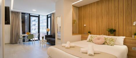 Skrivebord, strygejern/strygebræt