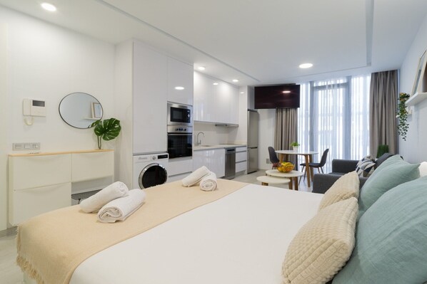 Iron/ironing board, Internet