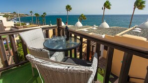 Property grounds - Beachfront House in Playa del Águila with Pool (San Bartolomé de Tirajana)