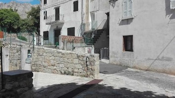 Façade