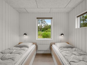 4 bedrooms