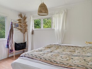 3 makuuhuonetta, internet