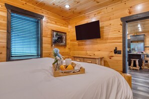 6 Schlafzimmer, Reisekinderbett, kostenloses WLAN, Bettwäsche