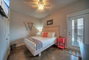 6 habitaciones, tabla de planchar con plancha y wifi gratis