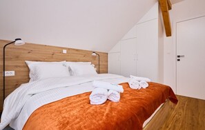 4 chambres, fer et planche à repasser, Wi-Fi gratuit, draps fournis