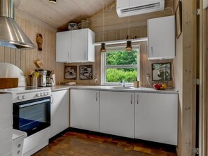 Fridge, microwave, cookware/dishes/utensils