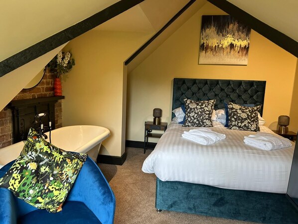 Deluxe Apartment, Sea View | Premium bedding, memory foam beds, iron/ironing board, free WiFi - The Goodrington Sands- Apart Hotel (Paignton)