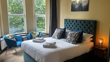 Deluxe-værelse - udsigt til bugt | Premium-sengetøj, senge med madrasser af memory foam