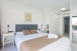 1 chambre, fer et planche à repasser, accès Internet