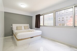 1 chambre, fer et planche à repasser, Wi-Fi gratuit