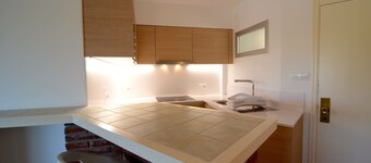 靠近市區的兩房公寓