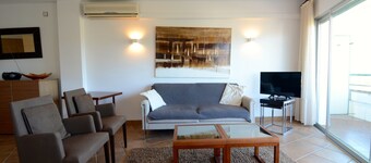 Apartment Near Town With 2 Rooms