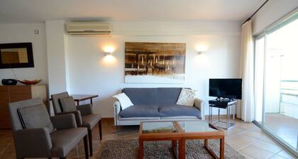 Apartment Near Town With 2 Rooms