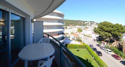 Apartment Near Town With 2 Rooms