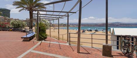 Accommodatie ligt op het strand