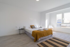 3 bedrooms, iron/ironing board, free WiFi