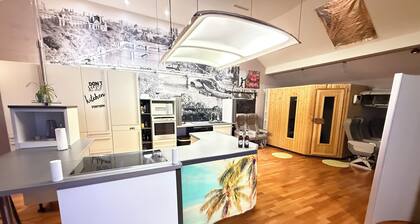 Butterfly | swimming pool-sauna-whirlpool-billiard-air hockey-ping-pong-football-BBQ