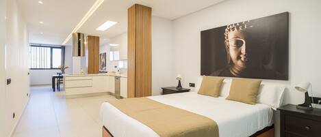 1 bedroom, iron/ironing board, internet