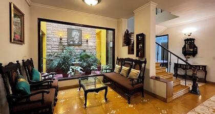 Aradhay Villa- Charming 3 BR house with WiFi and AC in gorgeous Gurugram
