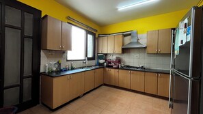 Microwave, stovetop
