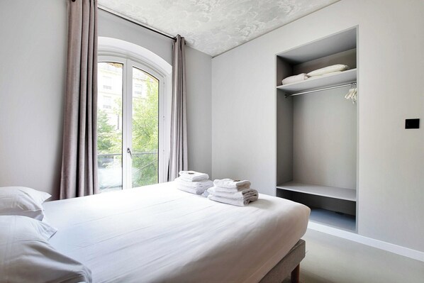 2 Schlafzimmer, Schreibtisch, Bügeleisen/Bügelbrett, kostenloses WLAN