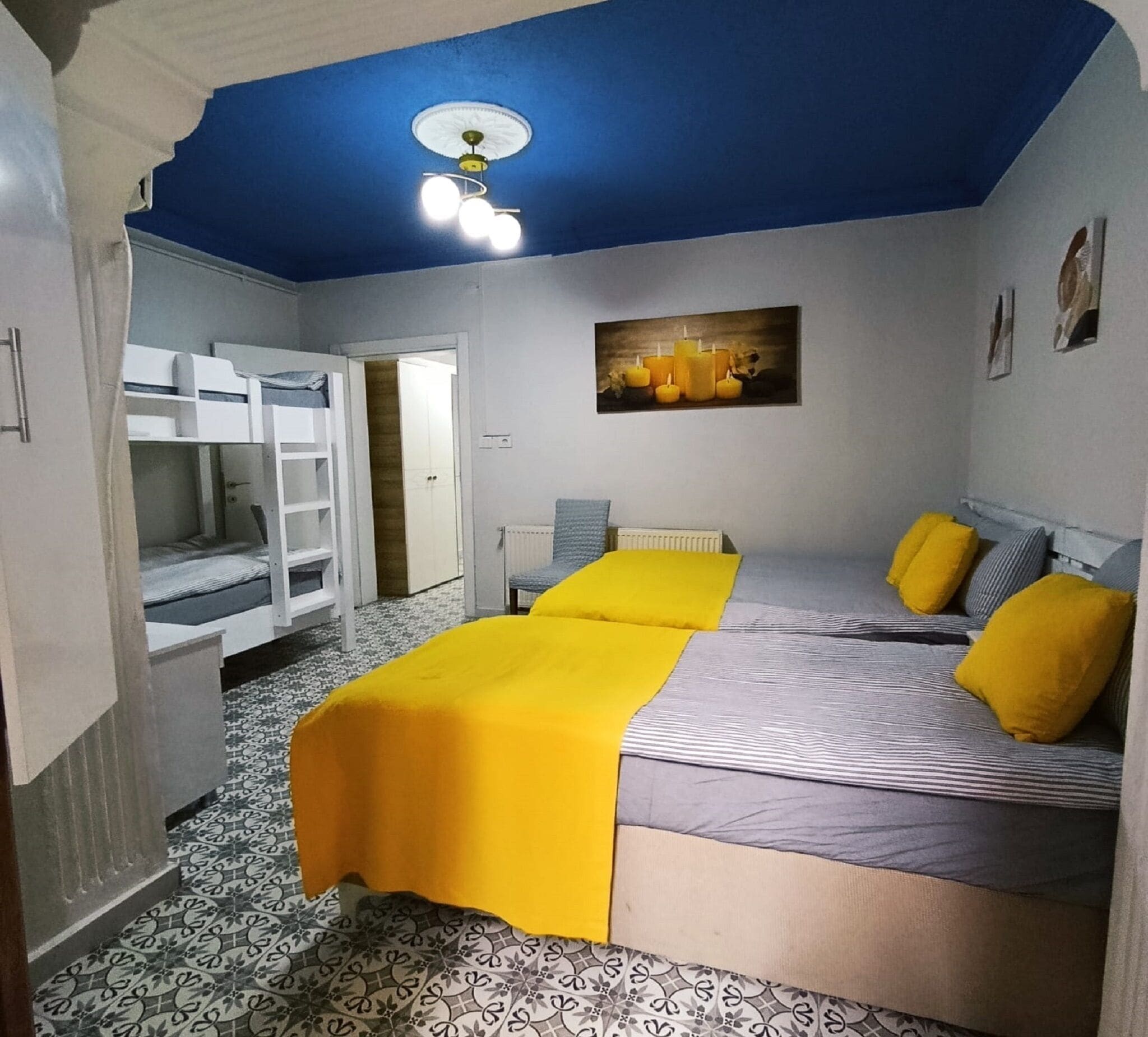 Deluxe 2 Bedrooms Apartment | Premium bedding, iron/ironing board, bed sheets