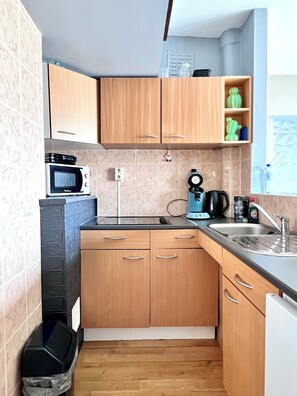 Private kitchen - Getaway for two city center (Ostend)