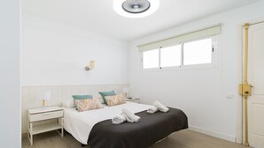 2 habitaciones, tabla de planchar con plancha y wifi gratis 