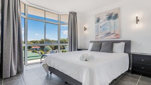 3 Schlafzimmer, Bügeleisen/Bügelbrett, Bettwäsche