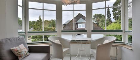 电视、立体声音响