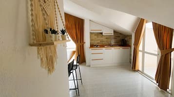 Mar Soleil 23 - 1 Bedroom Apartment | Private kitchen | Full-size fridge, stovetop, highchair, cookware/dishes/utensils